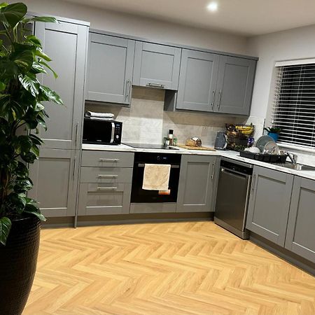 קורק Large Bedroom Near To The Center מראה חיצוני תמונה