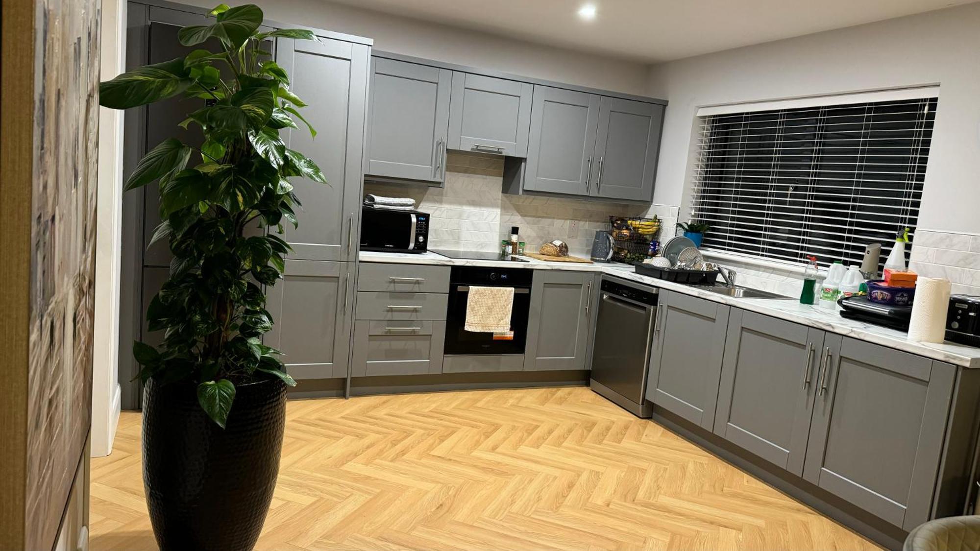 קורק Large Bedroom Near To The Center מראה חיצוני תמונה